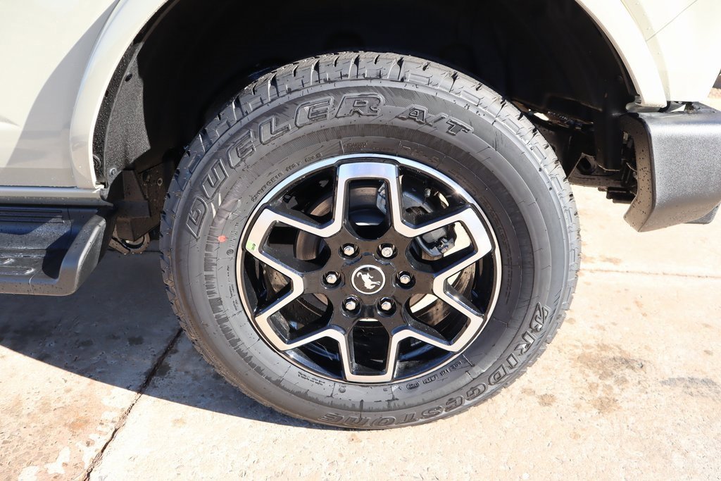 New 2025 Ford Bronco Outer Banks image 19