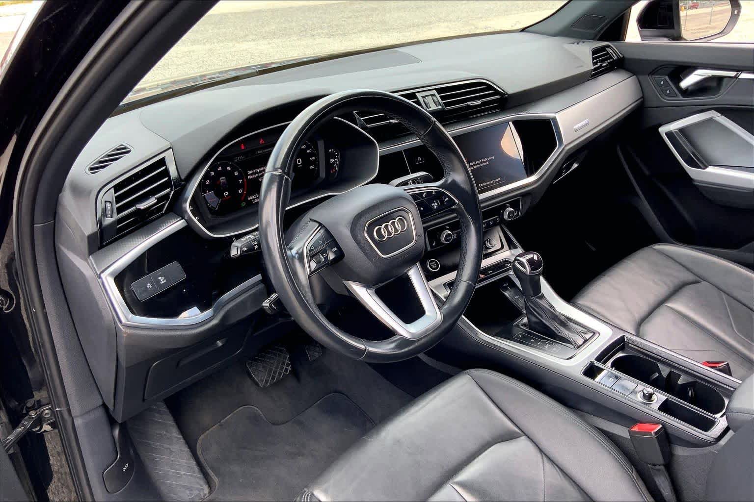 Used 2023 Audi Q3 2.0T Premium AWD/4WD image 33