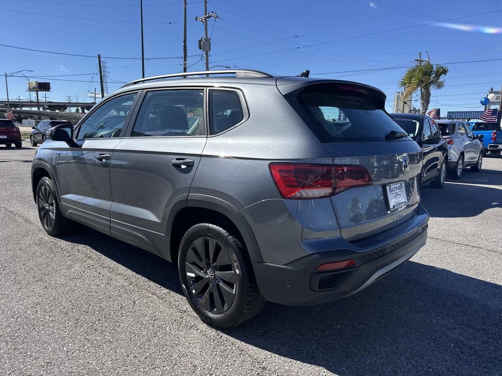 Used 2024 Volkswagen Taos S image 7