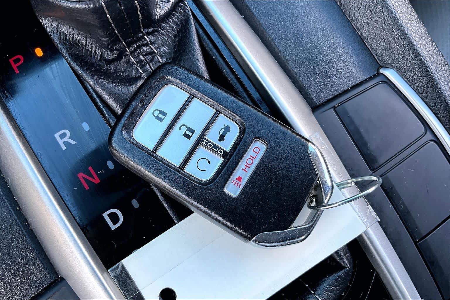 Used 2017 Honda Civic Touring image 15