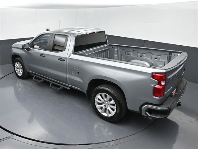 Used 2025 Chevrolet Silverado 1500 Custom RWD image 41