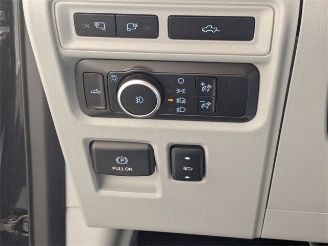 Used 2021 Ford F150 Limited image 16