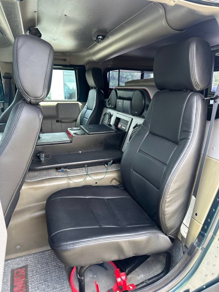 Used 1995 HUMMER H1 4-Door Wagon AWD/4WD image 30