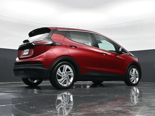 Used 2023 Chevrolet Bolt LT FWD image 41