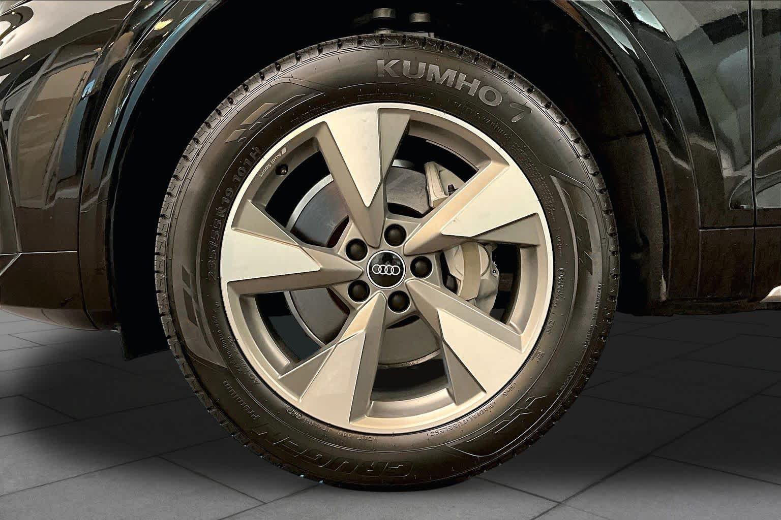 Used 2024 Audi Q5 2.0T Premium Plus AWD/4WD image 11