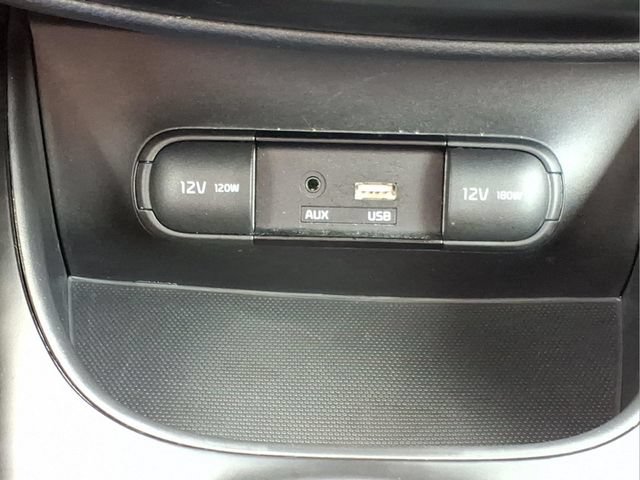 Used 2019 Kia Soul + FWD image 20