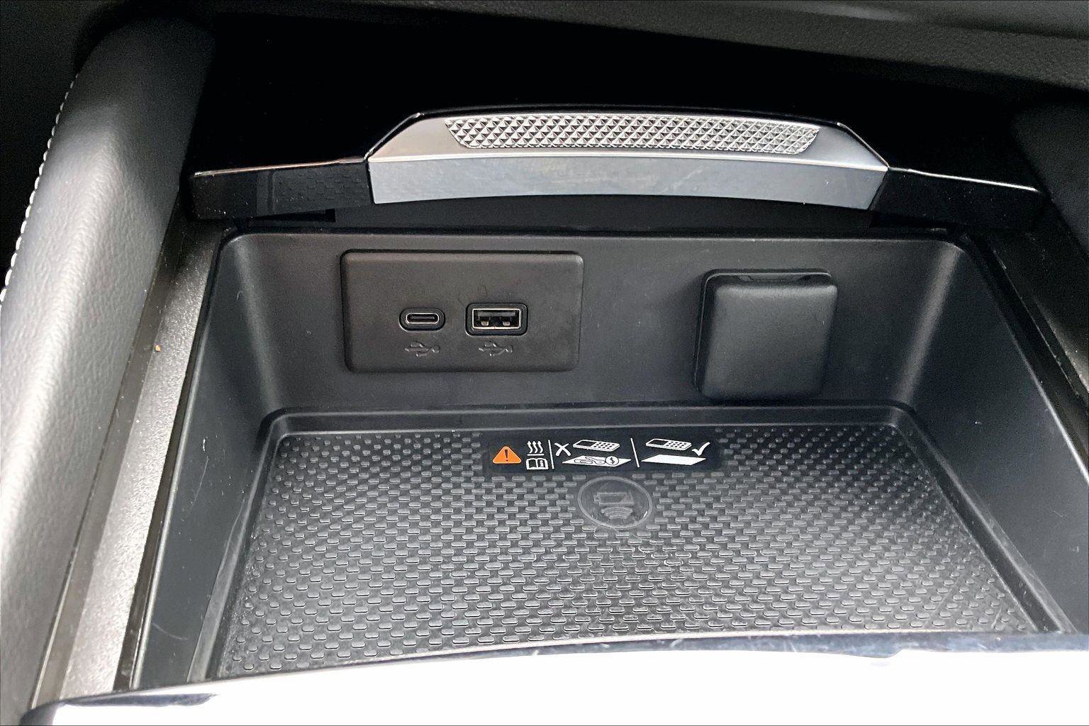 Certified 2025 Buick Envision Sport Touring image 32