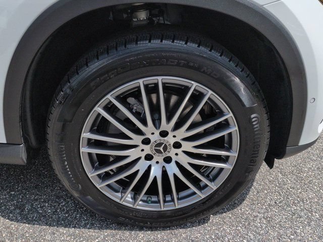 Certified 2026 Mercedes-Benz GLC 300 image 11
