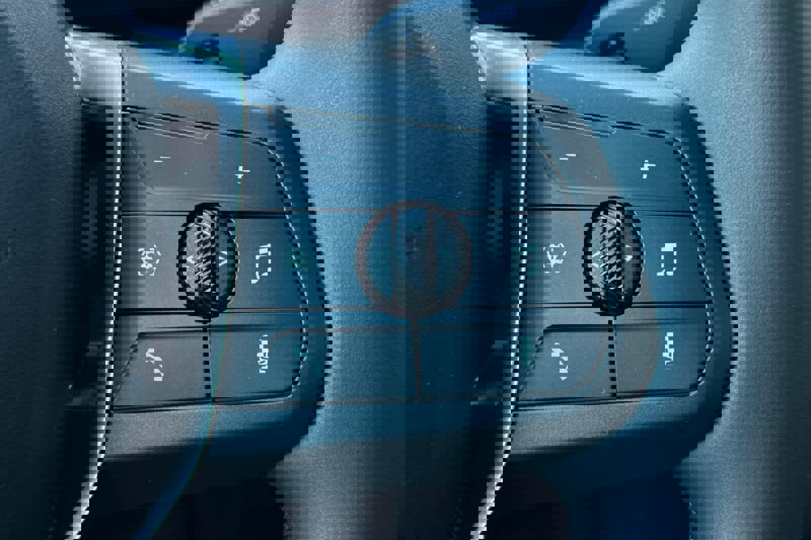 Used 2025 BMW 228i xDrive w/ Premium Package image 25