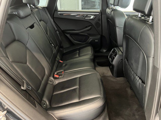 Used 2017 Porsche Macan S AWD/4WD image 29
