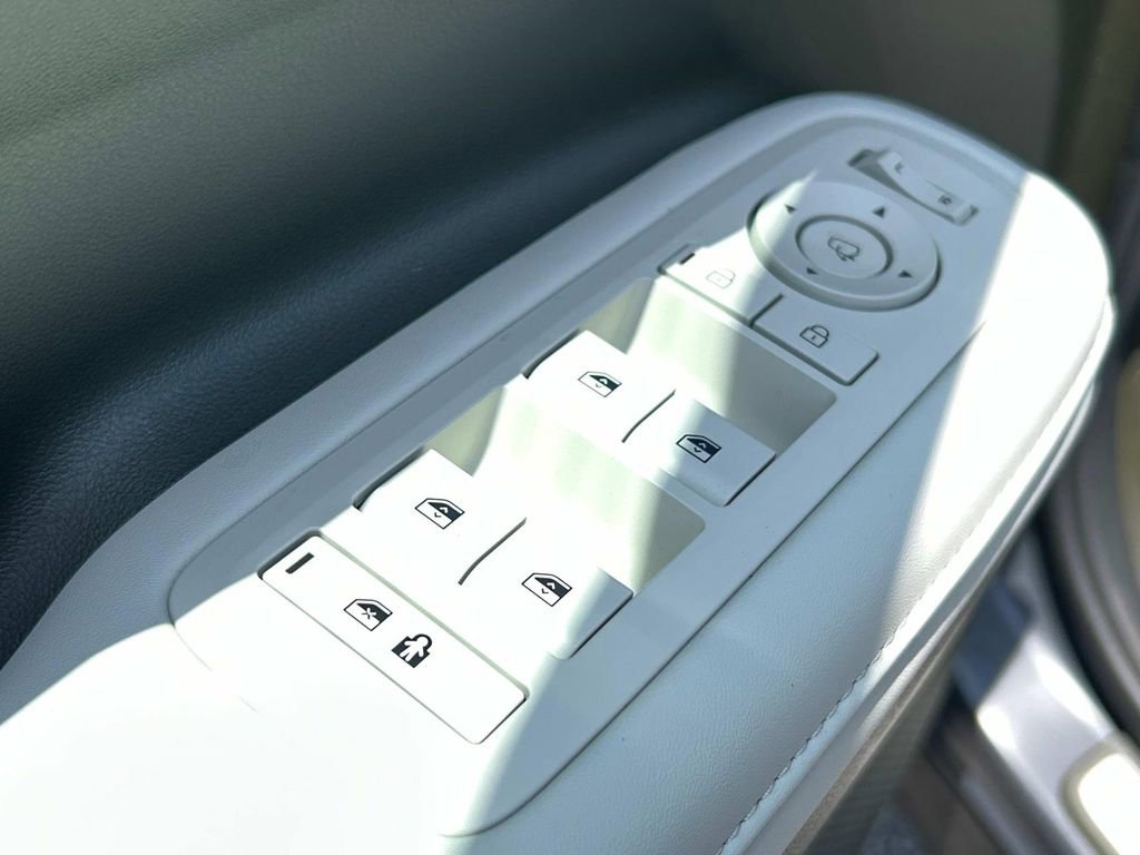 New 2025 Hyundai Santa Fe Calligraphy image 17