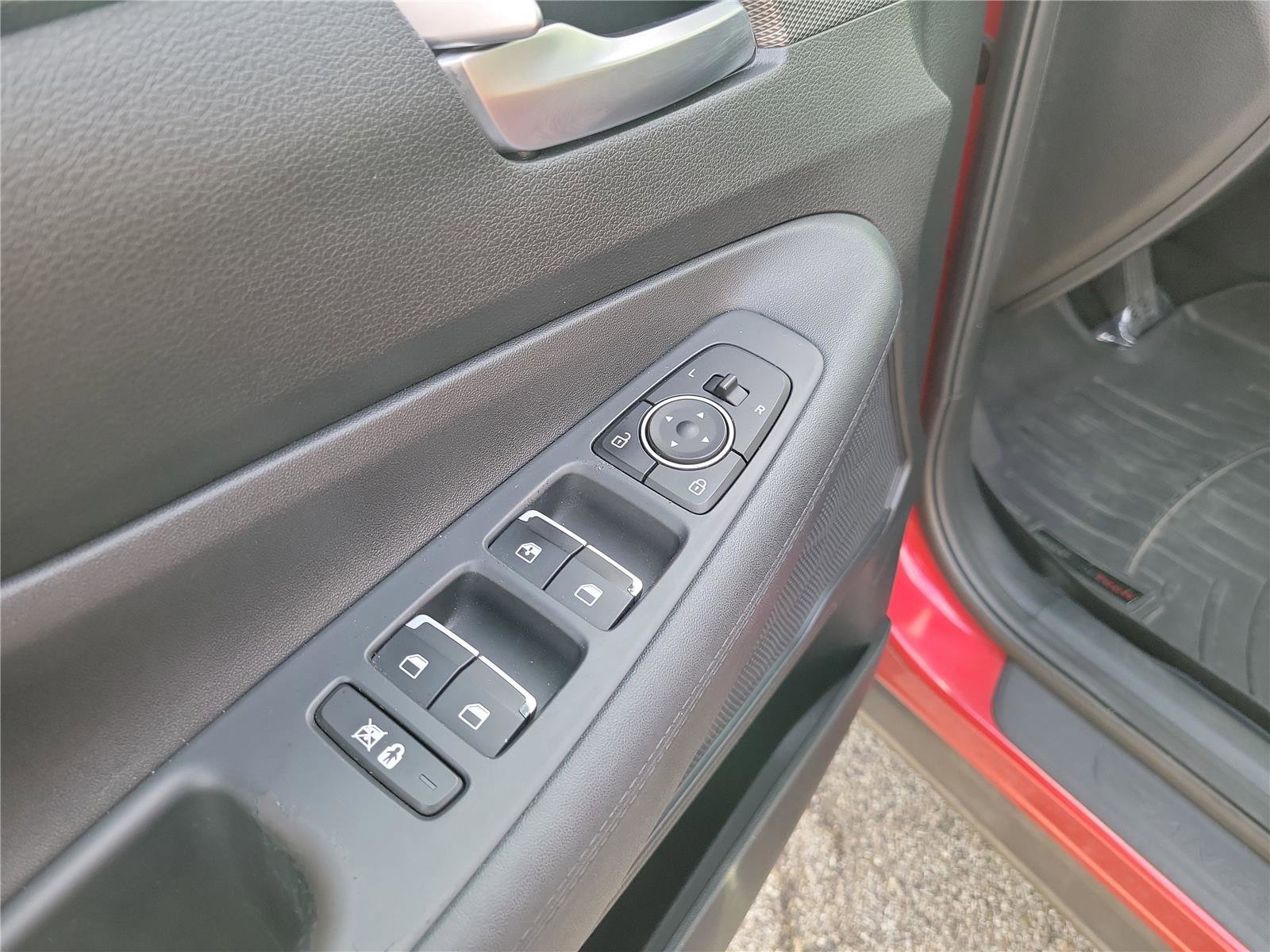 Used 2019 Hyundai Santa Fe SE AWD/4WD image 21