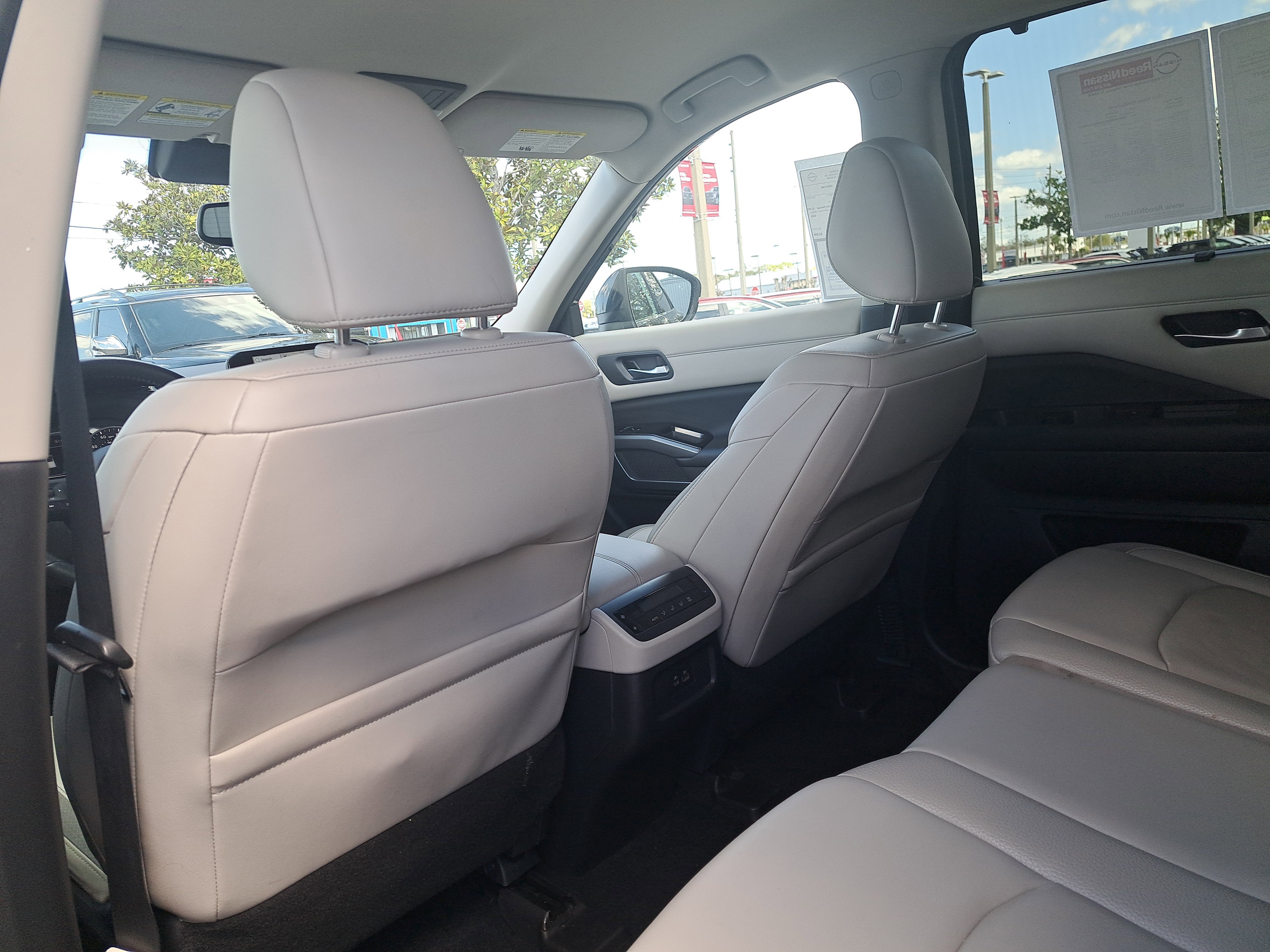 Certified 2022 Nissan Pathfinder SL image 14