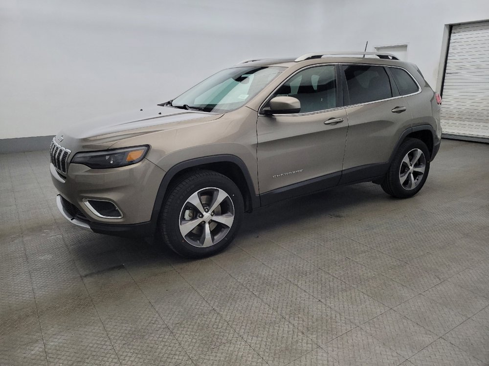 Used 2019 Jeep Cherokee Limited image 2