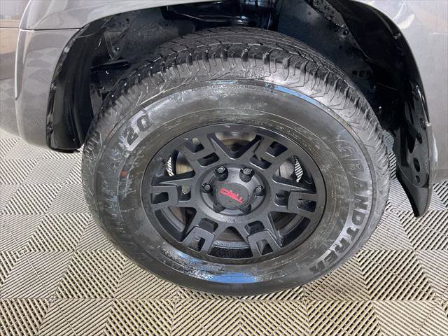 Certified 2023 Toyota 4Runner SR5 Premium w/ Moonroof Package image 4