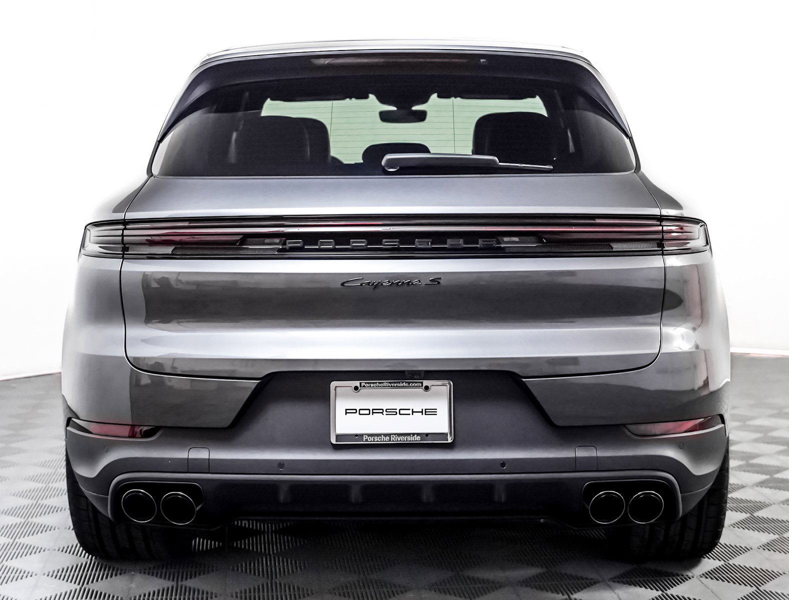 New 2026 Porsche Cayenne S image 11