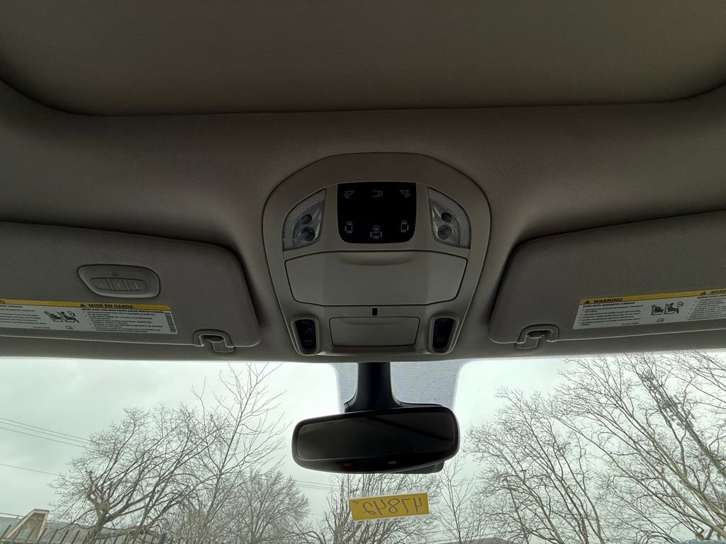 Used 2024 Chrysler Pacifica Limited image 27