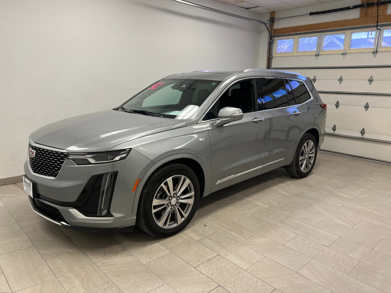 Used 2024 Cadillac XT6 Premium Luxury image 9