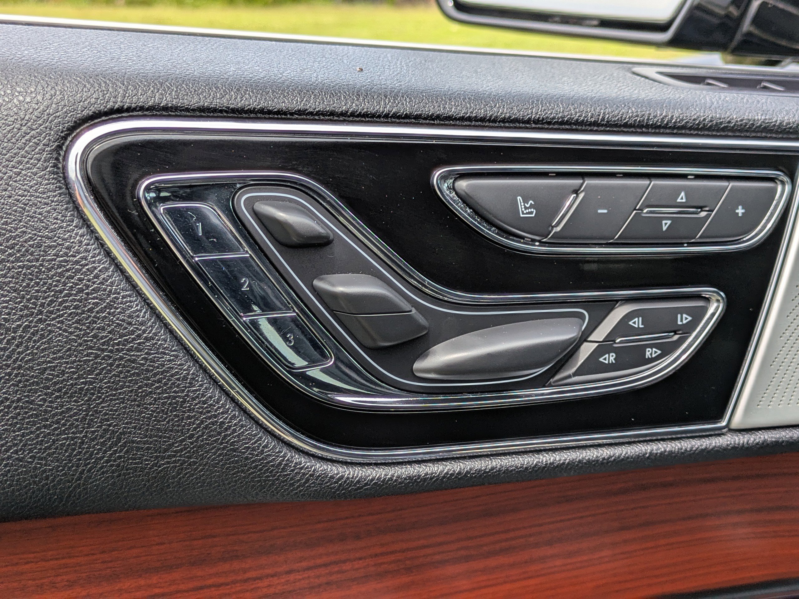 Used 2021 Lincoln Navigator Reserve w/ Luxury Package image 19