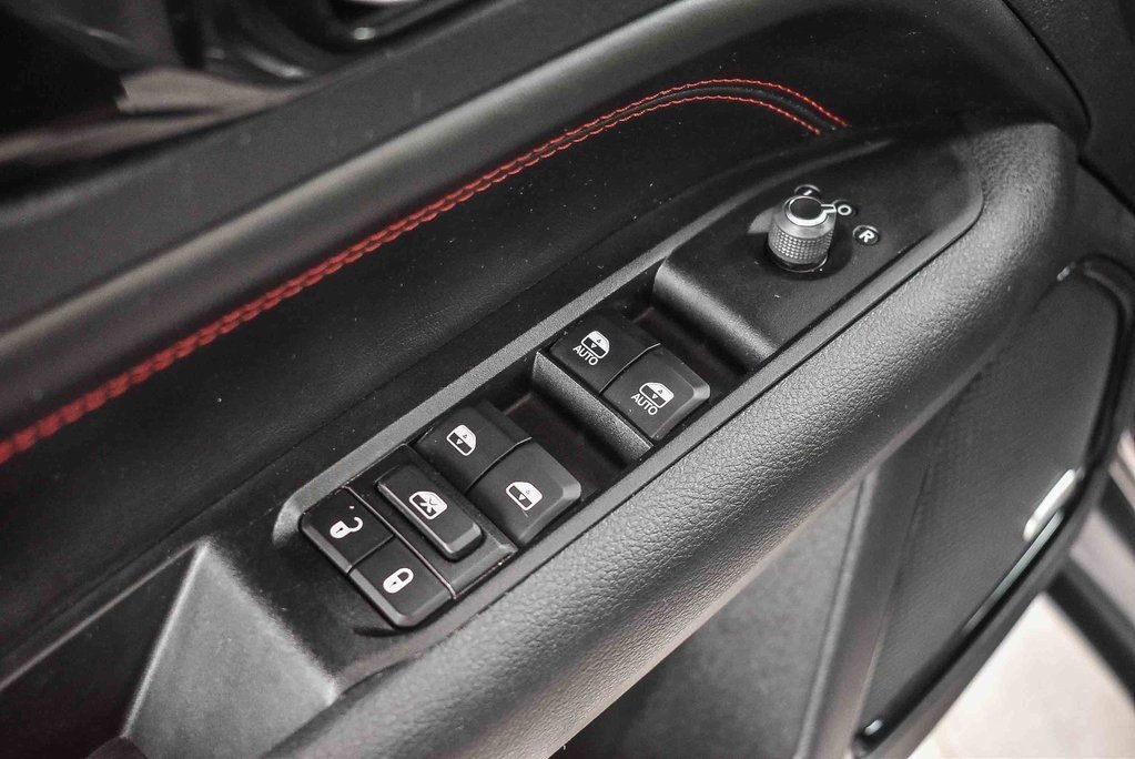 Used 2022 Jeep Compass Trailhawk w/ Sun and Sound Group image 20