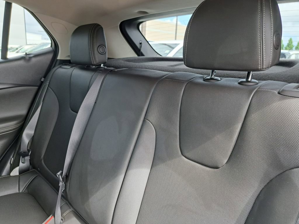 Used 2024 Buick Encore GX Sport Touring AWD/4WD image 23