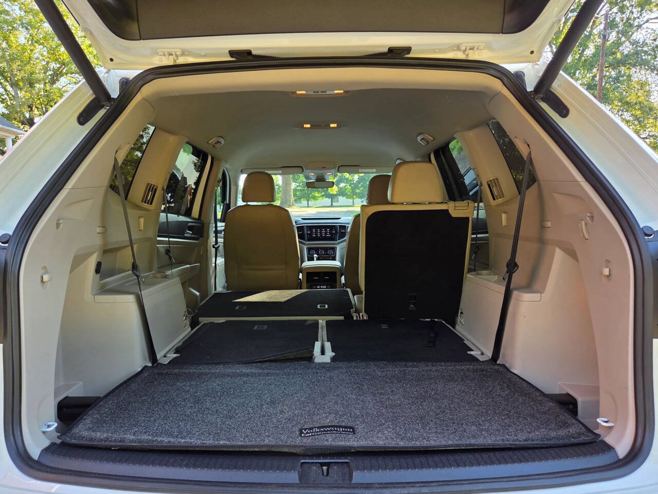 Used 2019 Volkswagen Atlas SE AWD/4WD image 32