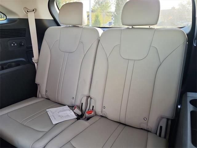 New 2025 Kia Sorento EX w/ Panoramic Sunroof Package FWD image 16
