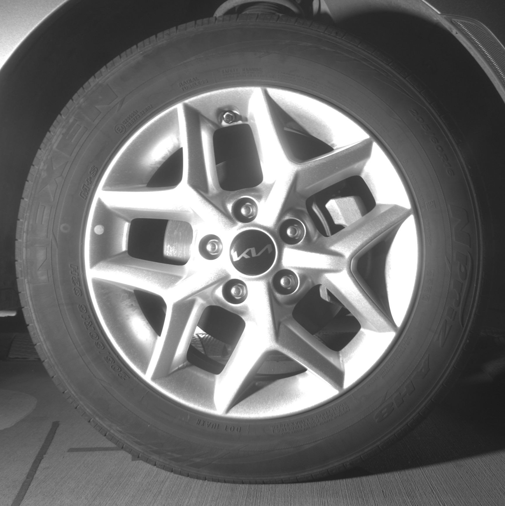Used 2025 Kia Soul LX w/ LX Technology Package FWD image 13
