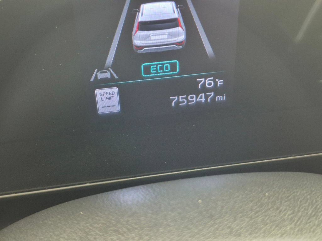Used 2023 Kia Niro EX Touring FWD image 20