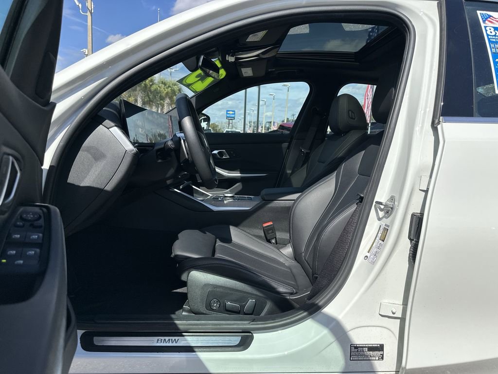 Used 2025 BMW 330i Sedan image 20