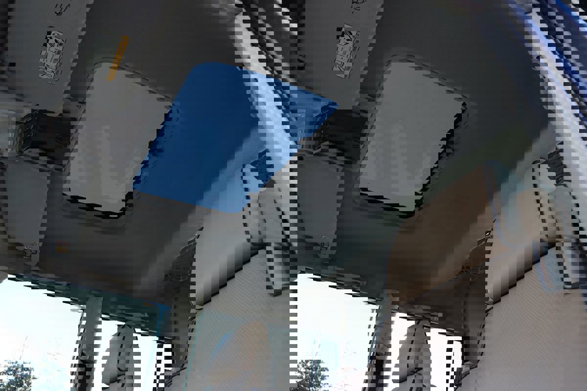 Used 2004 Land Rover Discovery SE image 12