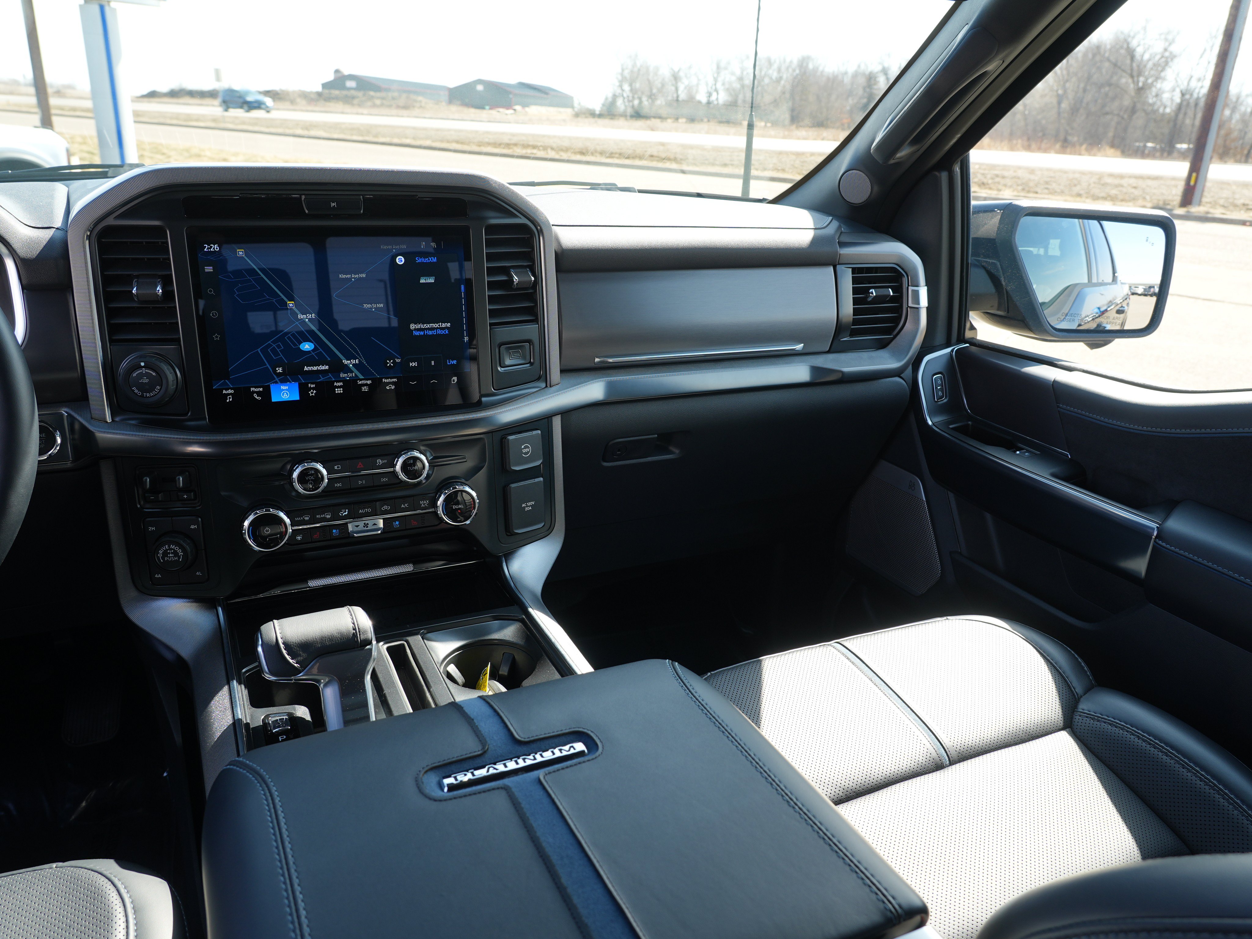 Used 2025 Ford F150 Platinum AWD/4WD image 26