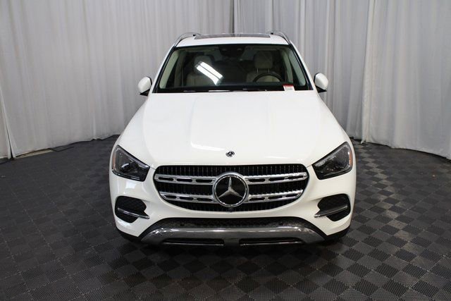 New 2025 Mercedes-Benz GLE 450 4MATIC image 2