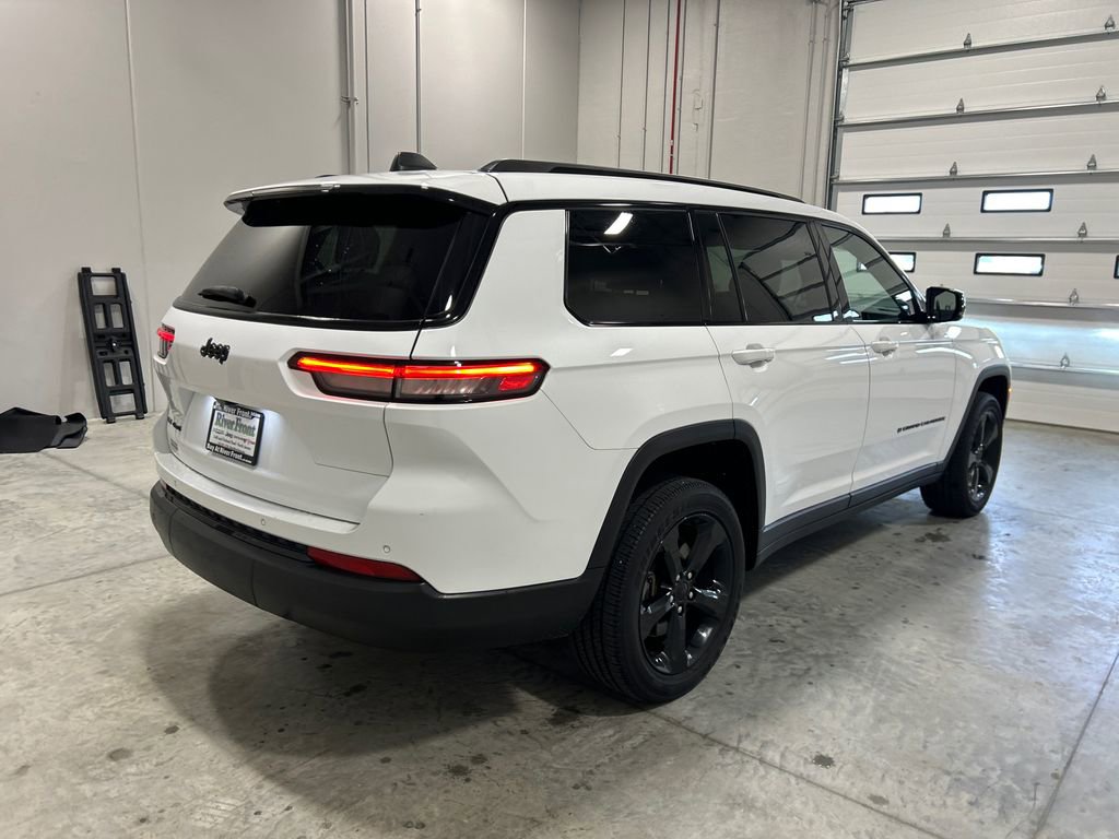 Used 2022 Jeep Grand Cherokee L Laredo AWD/4WD image 6