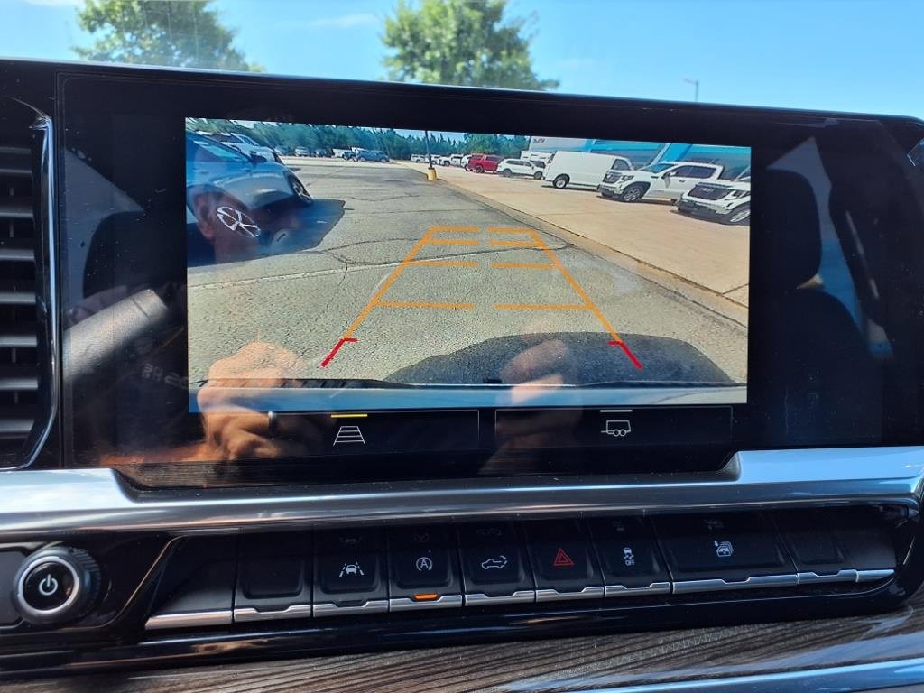 Used 2024 Chevrolet Silverado 1500 LT image 14