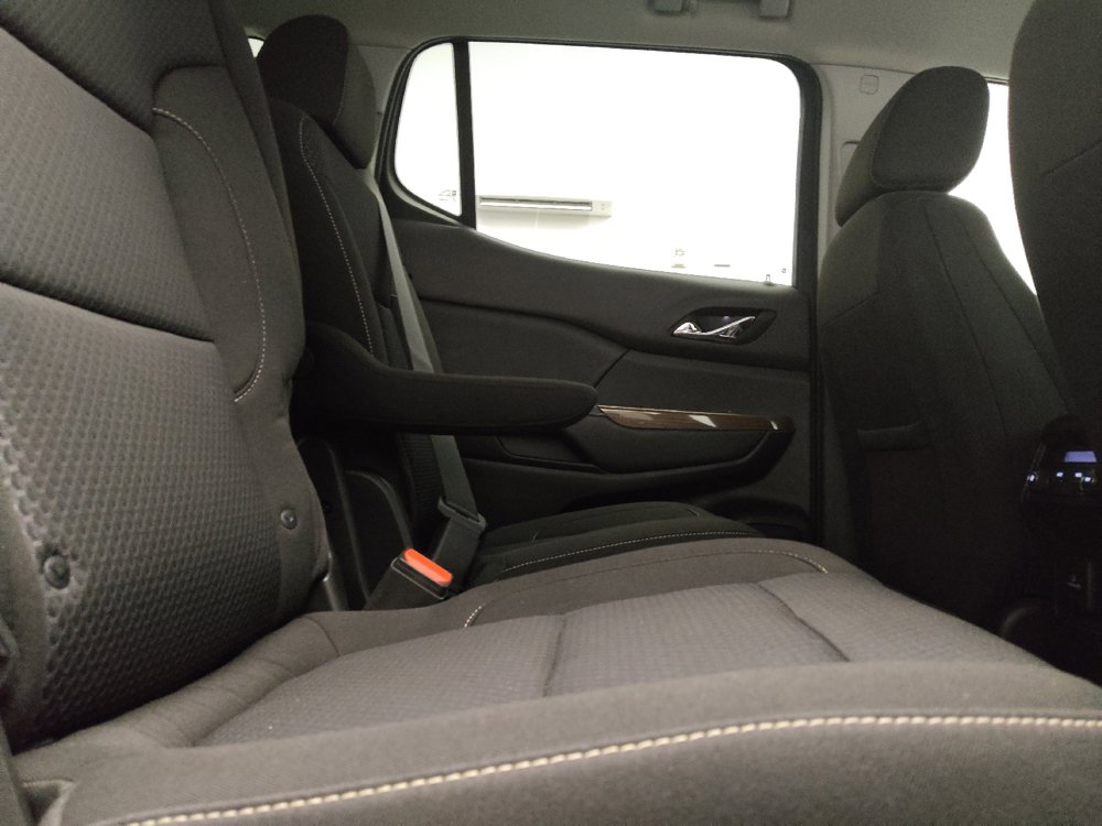 Used 2020 GMC Acadia SLE w/ Driver Convenience Package FWD image 19