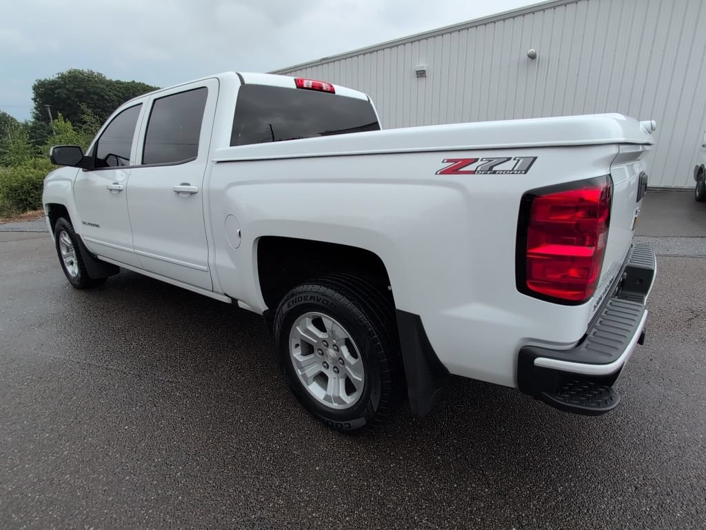 Used 2018 Chevrolet Silverado 1500 LT w/ All Star Edition AWD/4WD image 4