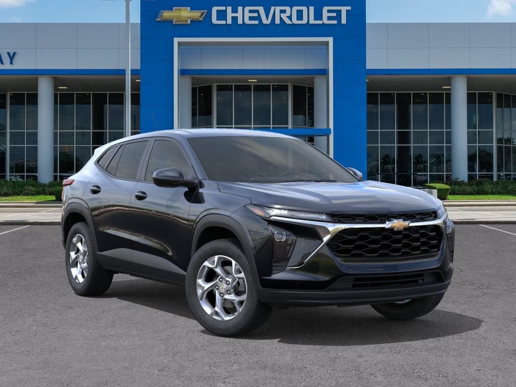 New 2026 Chevrolet Trax LS w/ LS Convenience Package FWD image 7