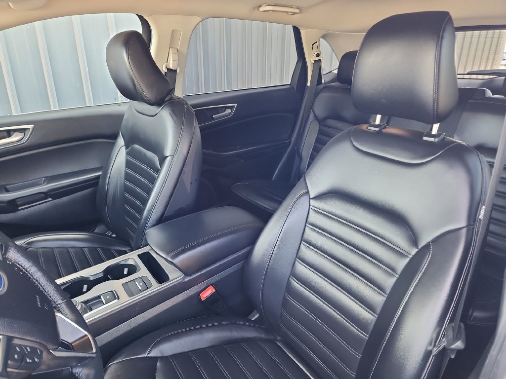 Used 2024 Ford Edge SEL AWD/4WD image 16