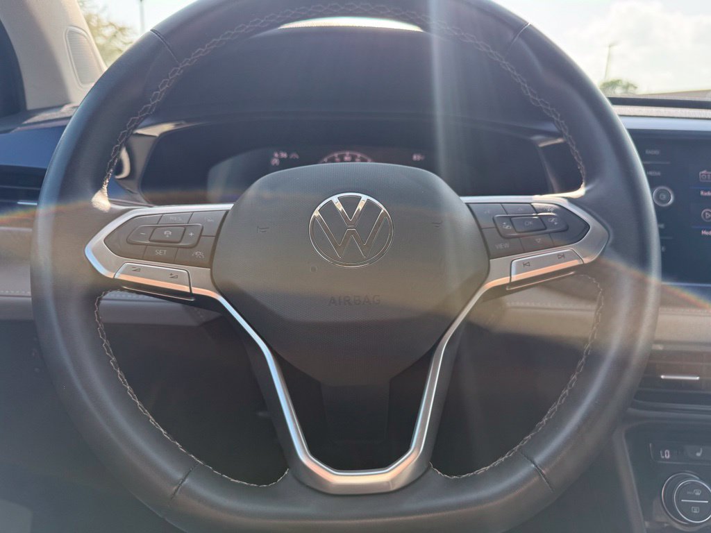 Used 2024 Volkswagen Taos SE AWD/4WD image 29
