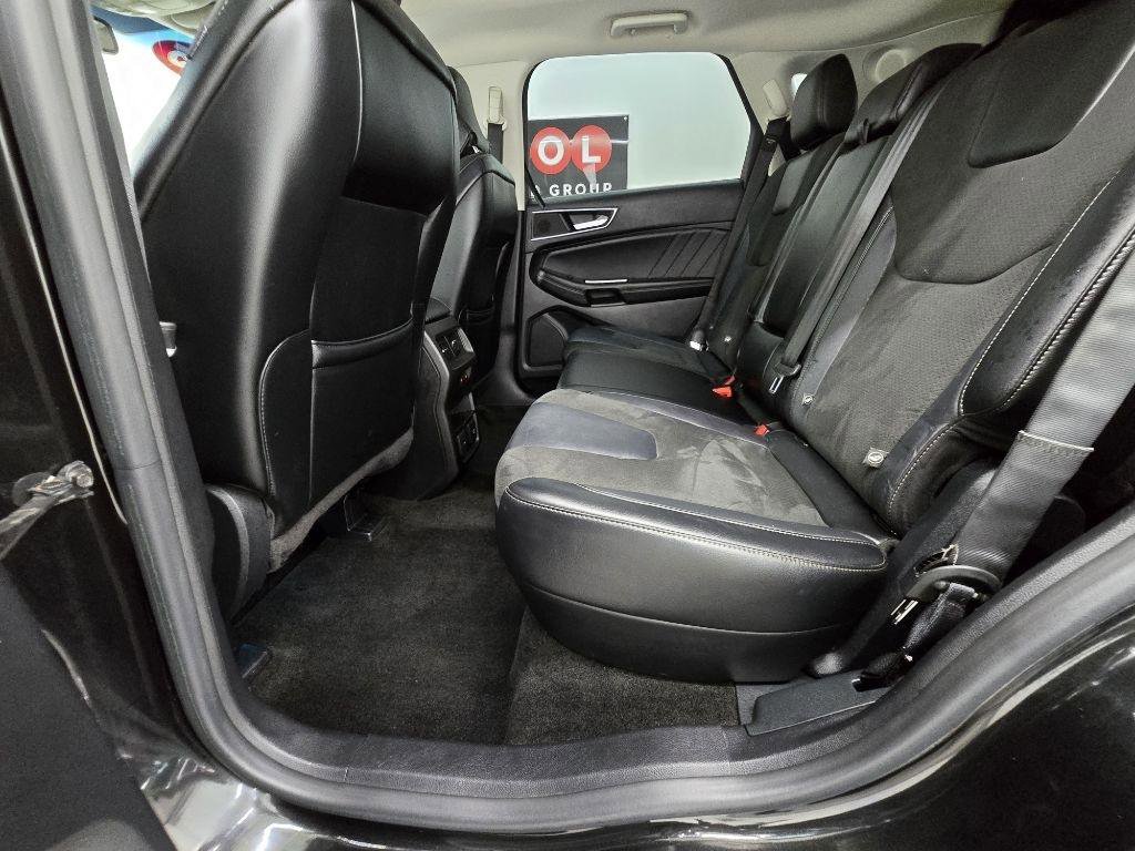 Used 2015 Ford Edge Sport w/ Equipment Group 401A FWD image 13