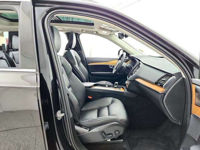 Certified 2023 Volvo XC90 B5 Plus w/ Protection Package Premier AWD/4WD image 14