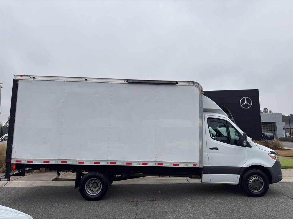 Used 2021 Mercedes-Benz Sprinter 3500 image 2