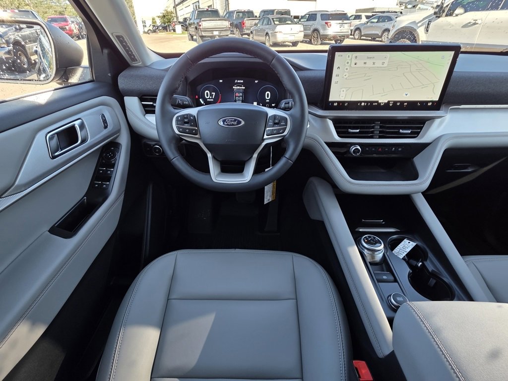 New 2025 Ford Explorer Active w/ Active Comfort Package image 21