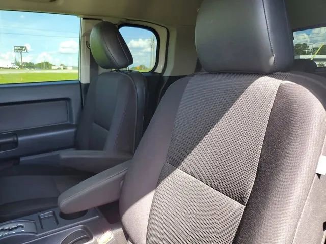 Used 2013 Toyota FJ Cruiser 4WD image 18