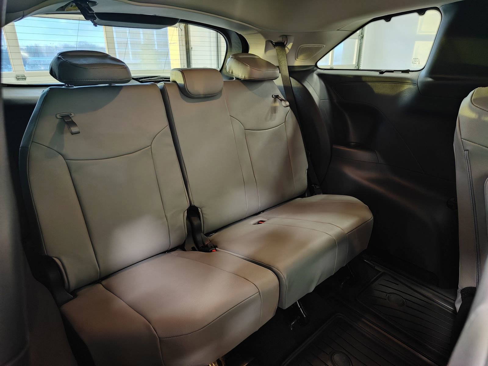 New 2026 Toyota Sienna XLE image 19