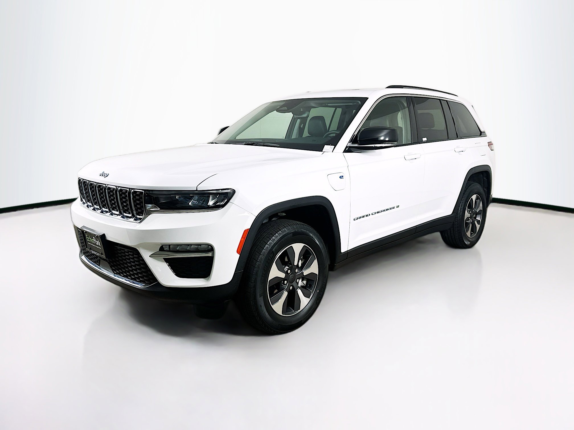 Used 2022 Jeep Grand Cherokee Limited 4xe AWD/4WD image 3