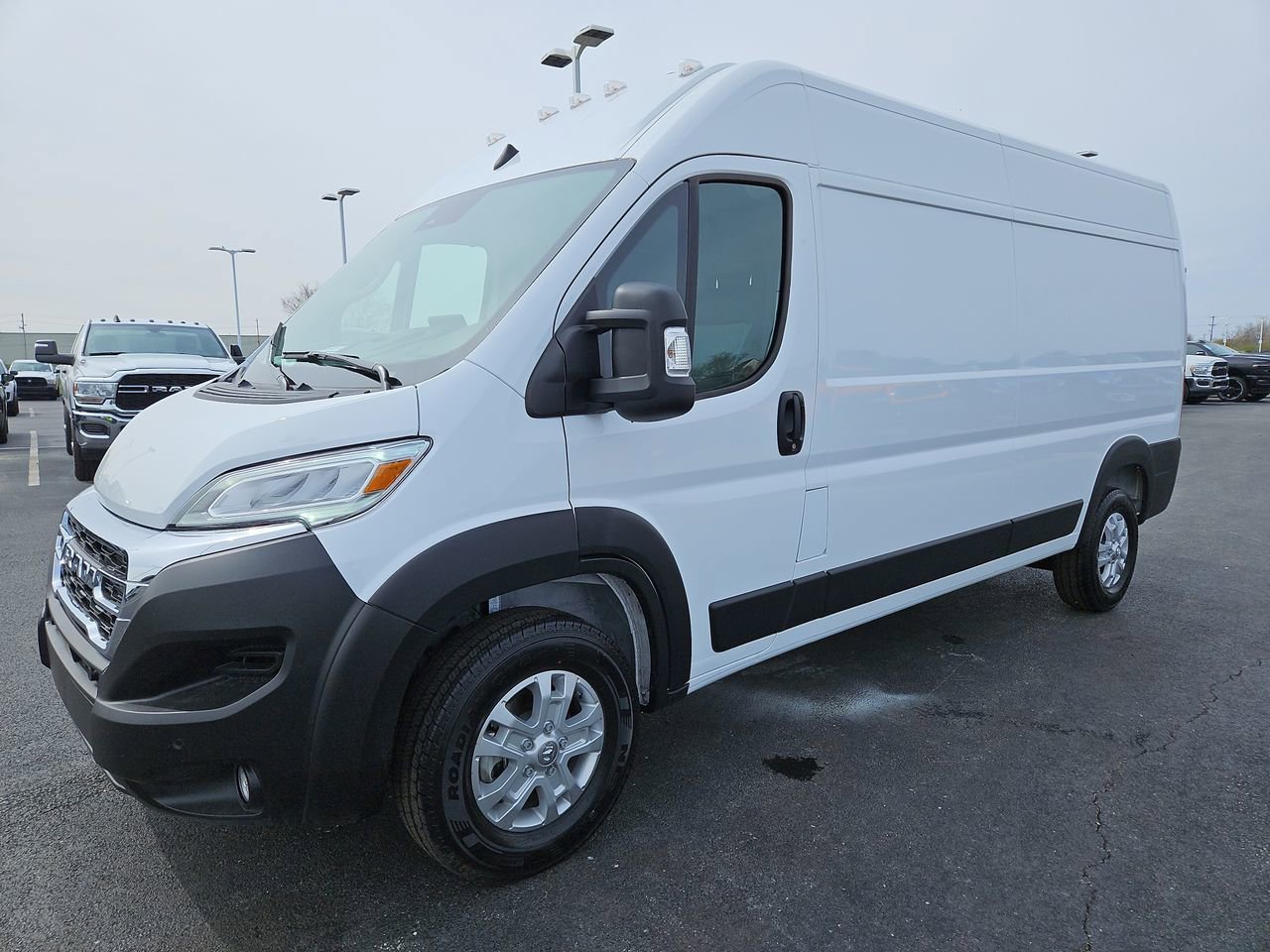New 2025 RAM ProMaster 2500 w/ Quick Order Package 22G SLT image 3