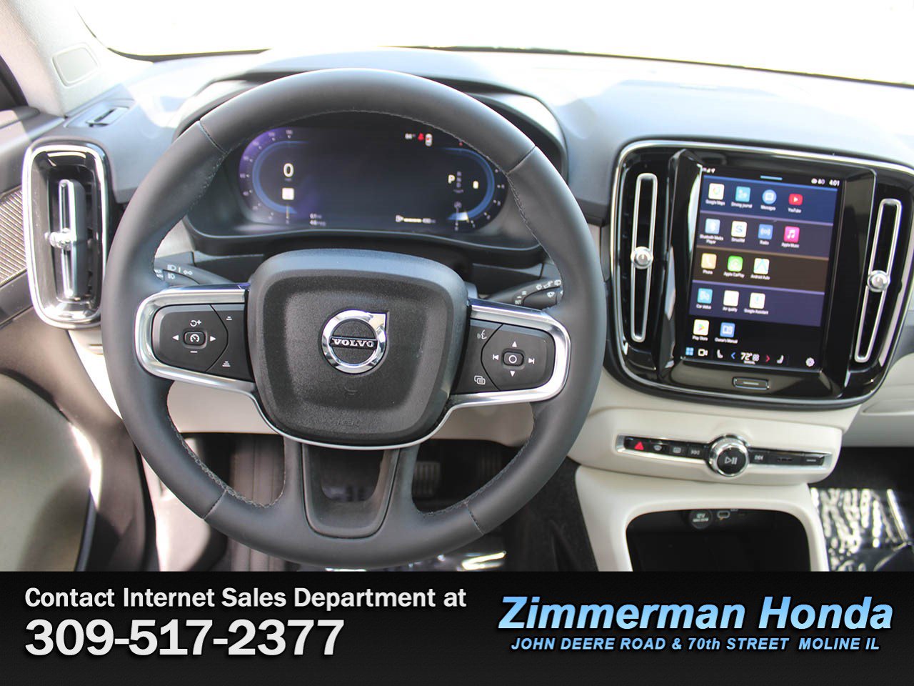 Used 2023 Volvo XC40 B4 Ultimate FWD image 11