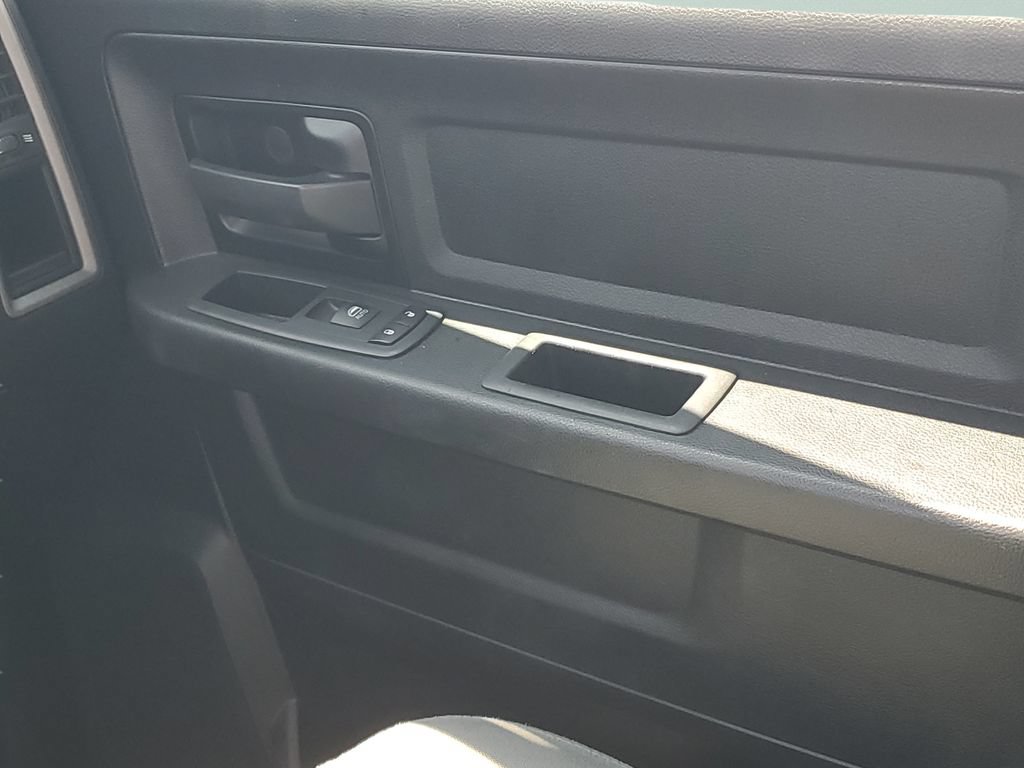 Used 2019 RAM 1500 Express w/ Express Value Package RWD image 13
